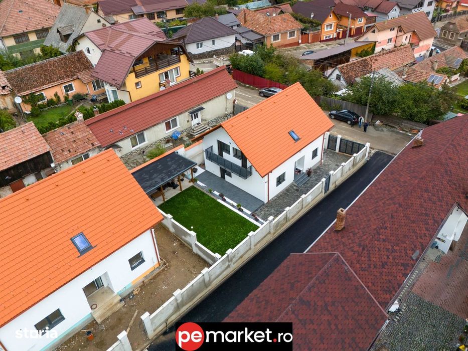 Casă / Vilă – 5 camere | Singur în curte | Codlea