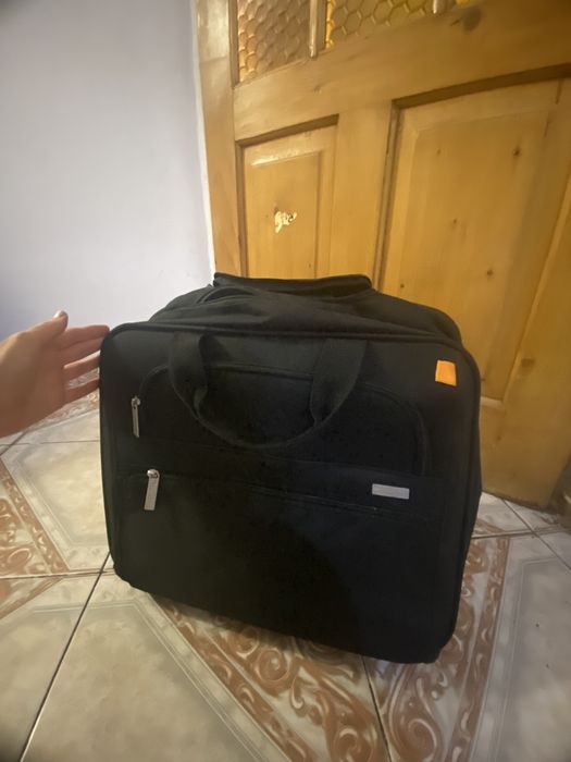 Geanta troller laptop