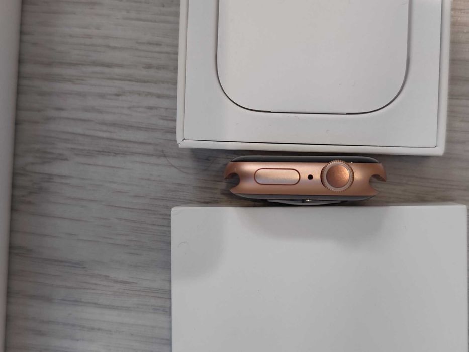 Apple watch S6 99% 40mm КАТО НОВ