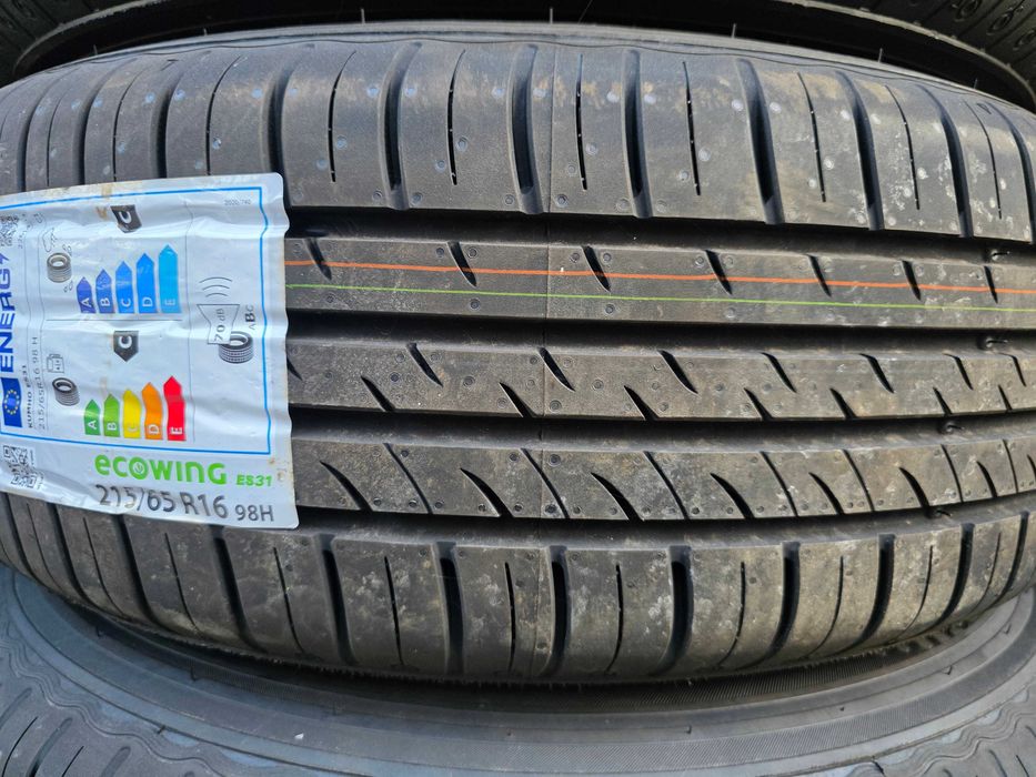 4бр Нови летни гуми 215 65 16 - Kumho - DOT 2025