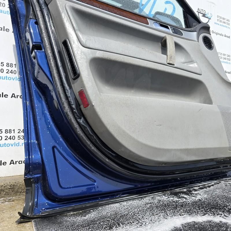 Portiera usa stanga fata Volkswagen Touareg facelift