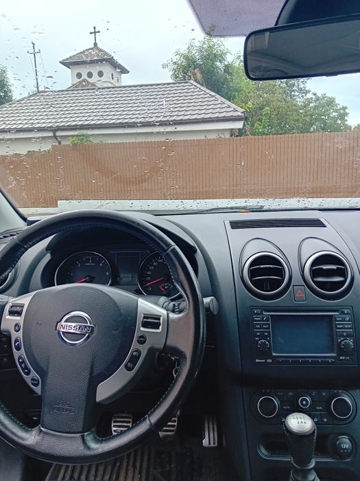 Vând nissan qashqai  1,6 dti,130cp.