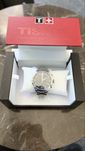 Часовнки TISSOT Кварц