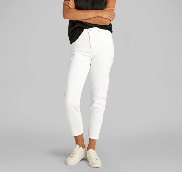 Calvin Klein нови дънки Mom fit