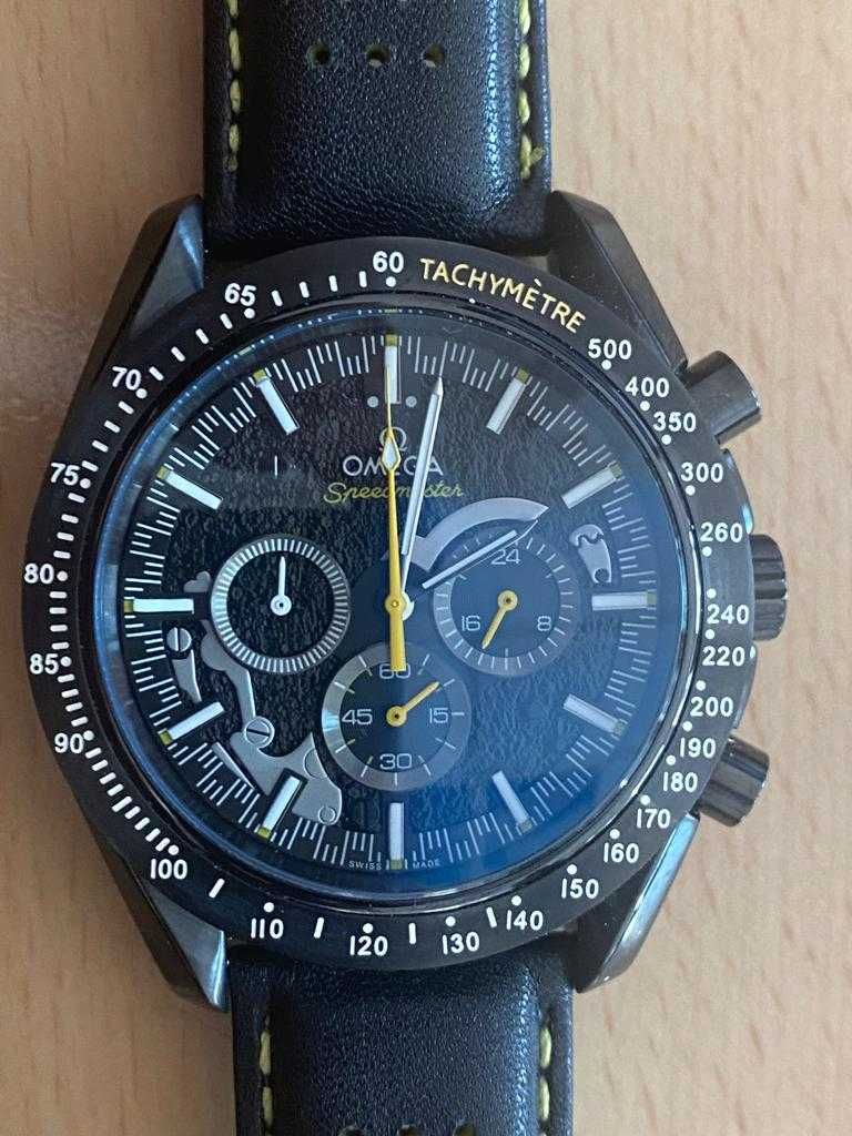 OMG Speedmaster Dark Side of the Moon Apollo 8 quartz