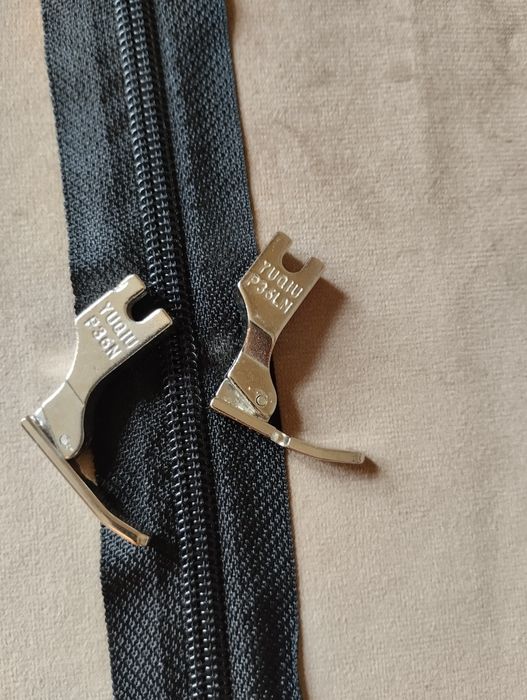 Продам лапки для швейной машины.