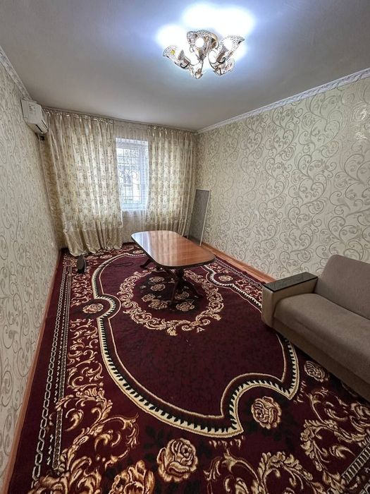 Срочно сдаётся в аренду

2х комната 
2 этаж 
5 этажный дом  
Квартира