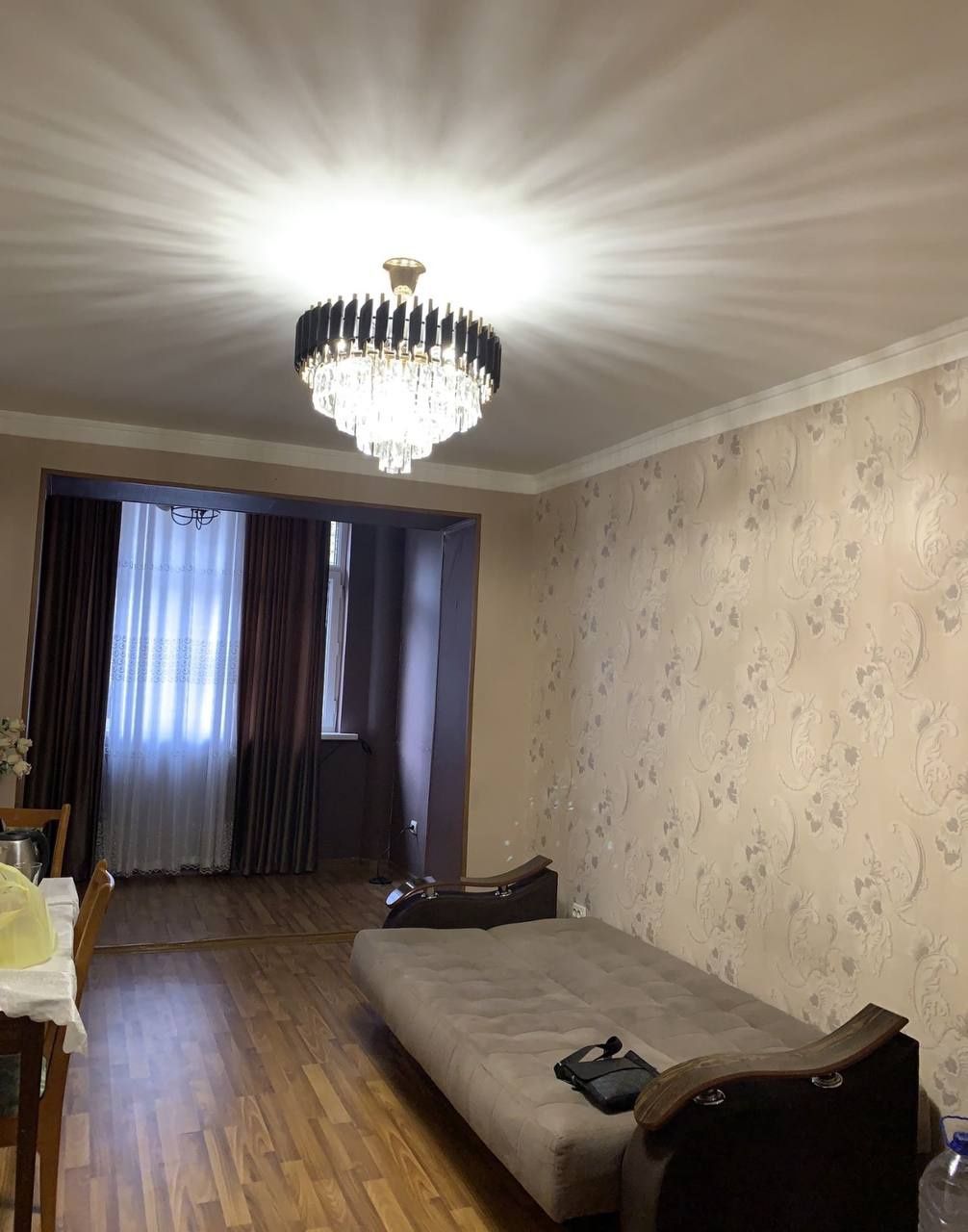 Продается Квартира Чиланзар Е. 3/1/4