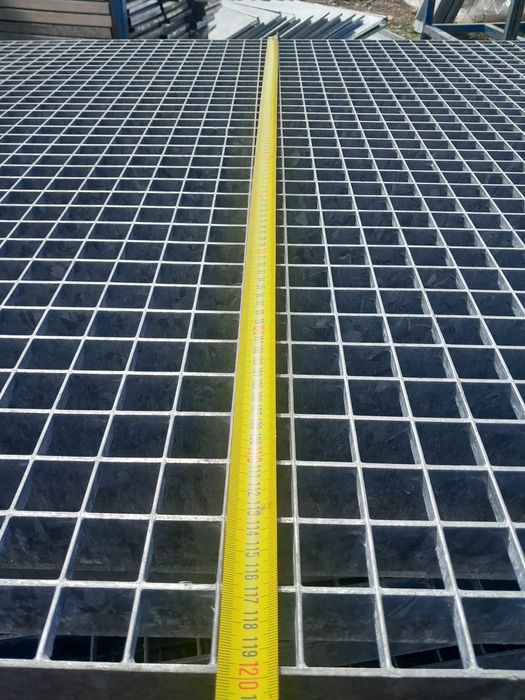 Gratare galvanizate-calitate premium
