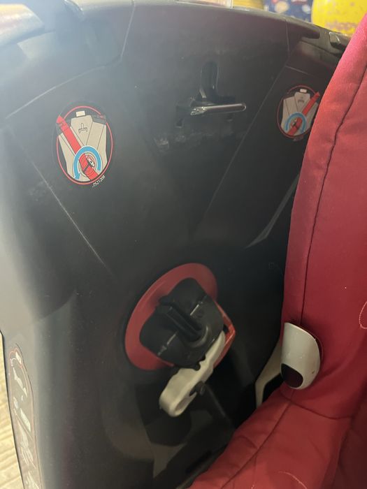 Столче за кола Bebe confort Axiss