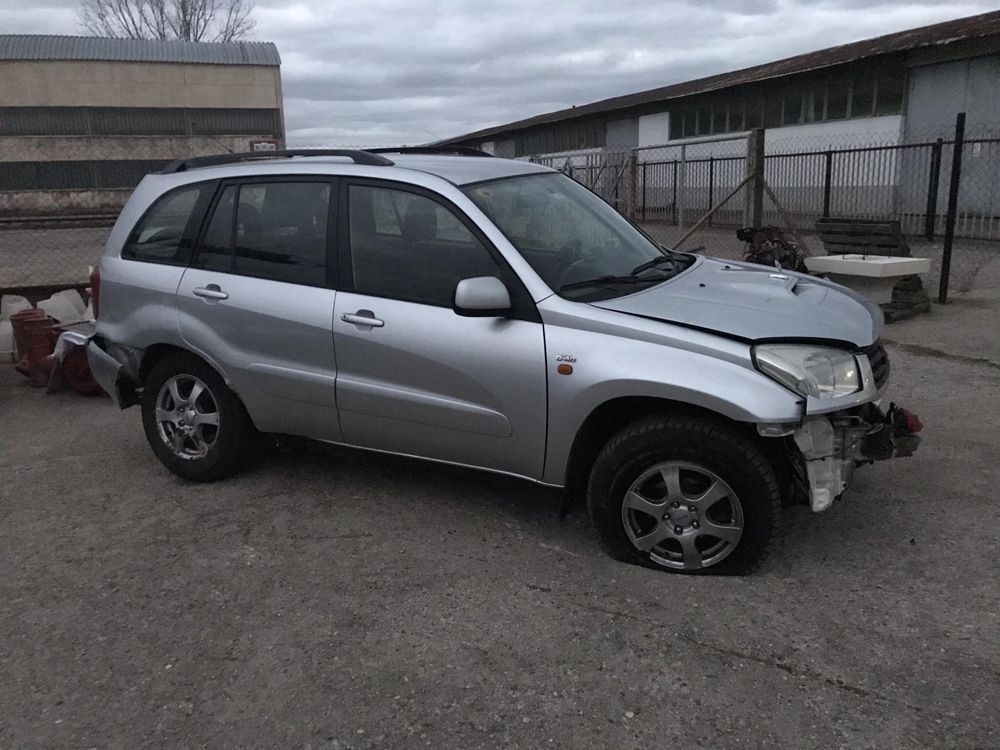 RAV 4 , дизел! На части!