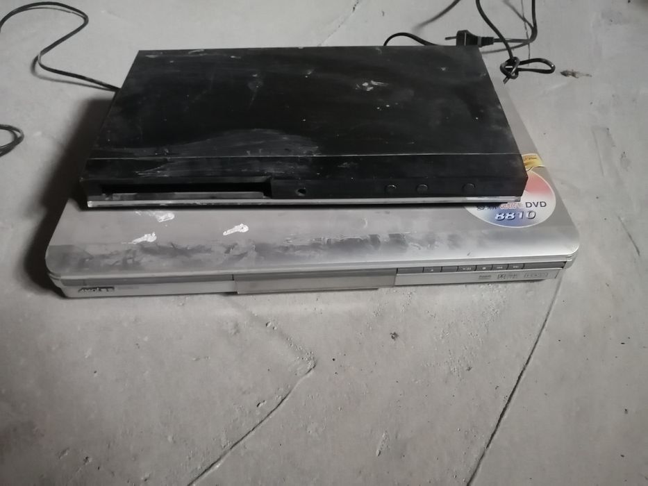 Продаются ДВД плееры.