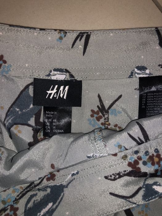 Pantaloni scurti H&M, pt. dama, noi, mar. 44