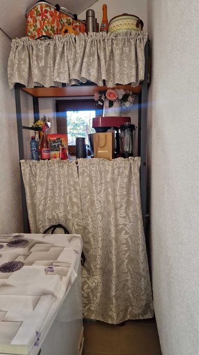 Rafturi pentru camara