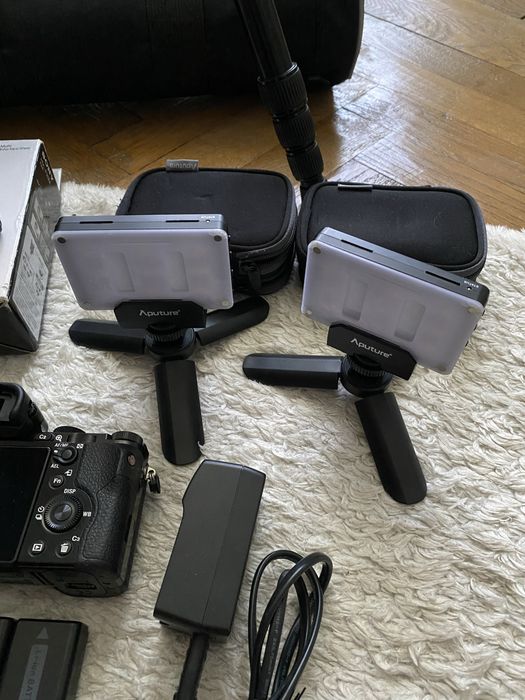 Sony A7s Mirrorless Body, Canon 50mm f1.4, Sony HVL-F20M