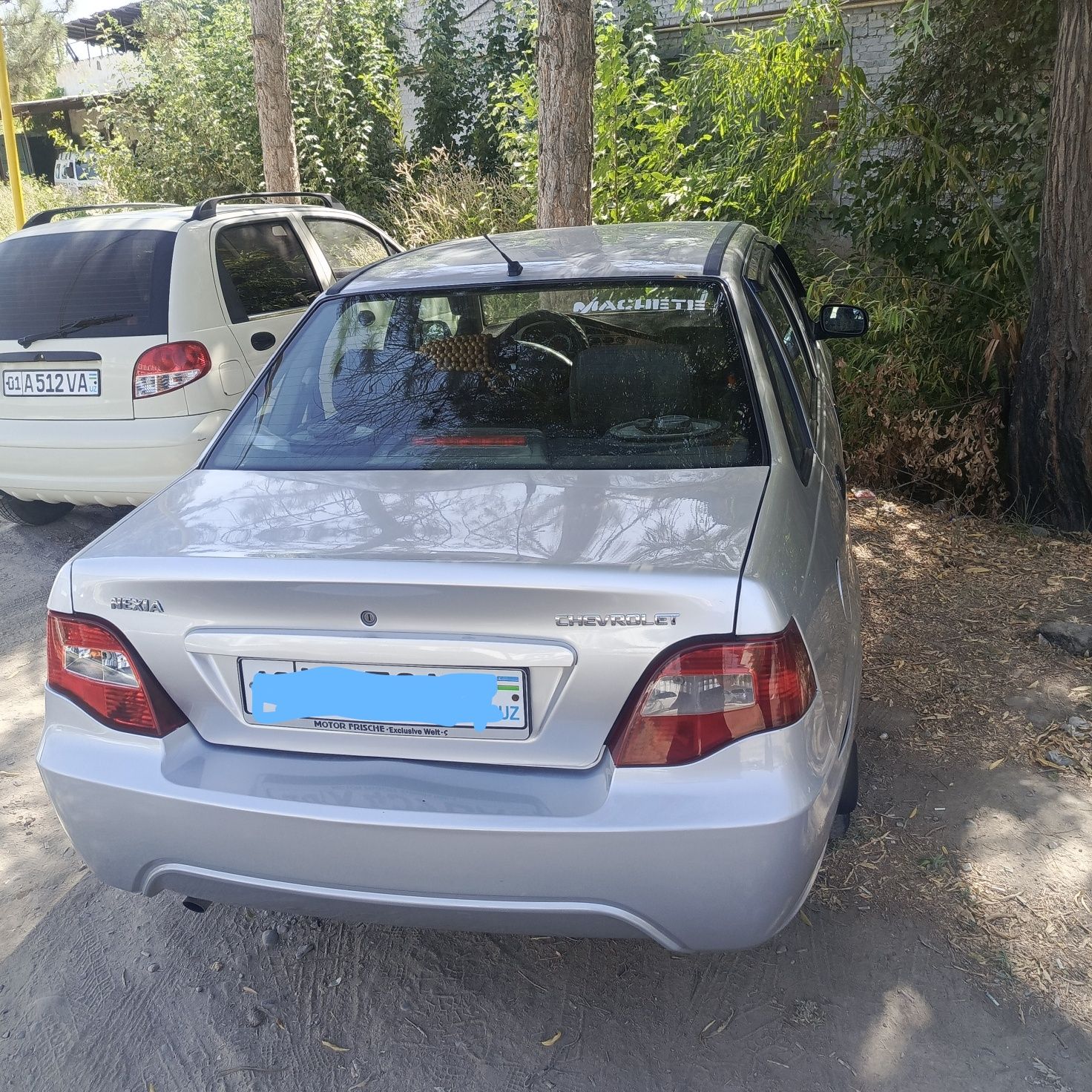 Nexia 2  gaz/benzin srochno sotiladi