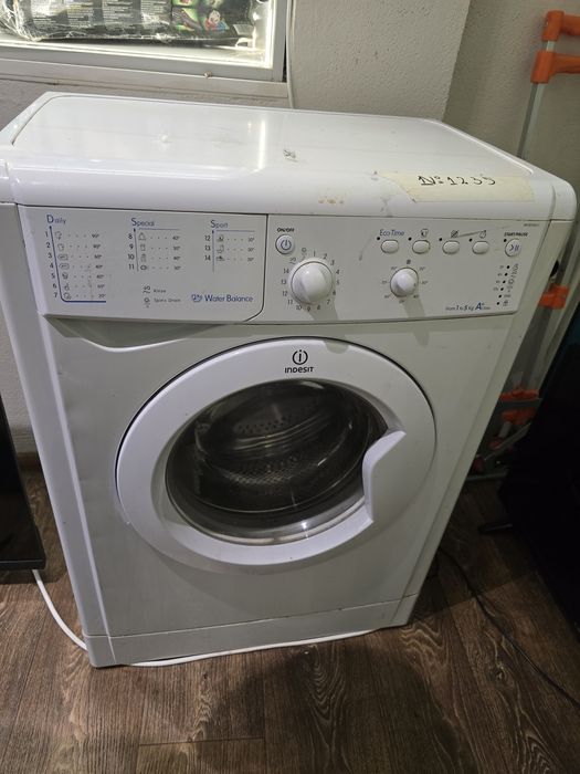 Пералня Indesit IWC6103
