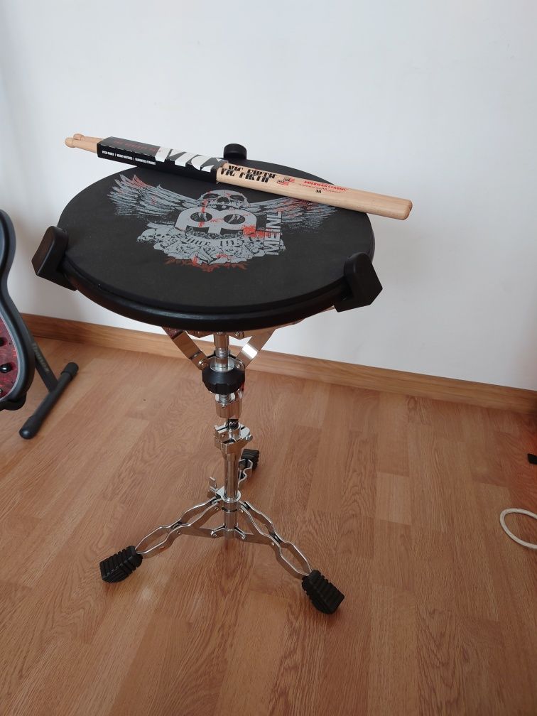 Practice Pad Meinl, cu trepied si bețe Vic Firth