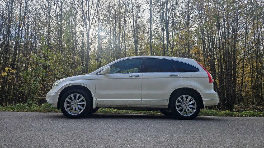 Honda CR-V 2.2 i-DTEC 4x4 – 2011 – panoramic • piele • full dotări