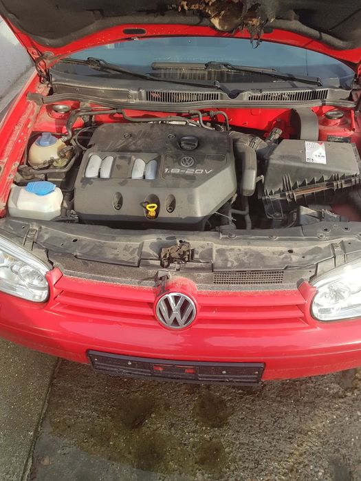 Usa fata dreapta/Usa spate dreapta/Usa spate stanga/ Bara spate/Haion cu luneta/ Motor Volkswagen Golf 4