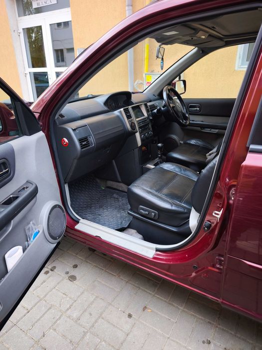 Nisan X trail motor 2,2 ,an 2006