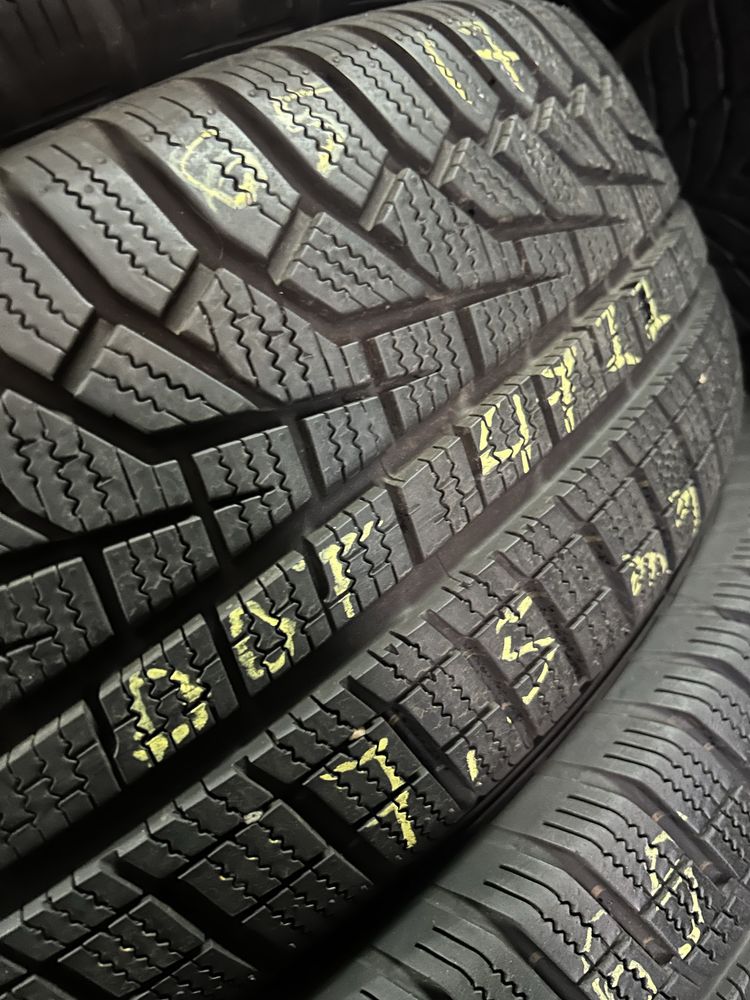 Гуми 215/65/17 Hankook Зимни Дот 2022 4 броя