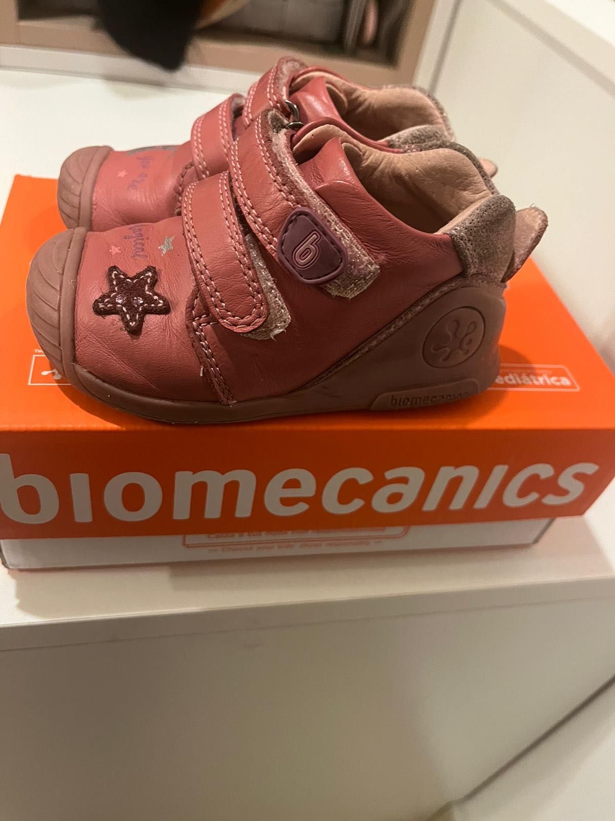 Pantofi Biomecanics