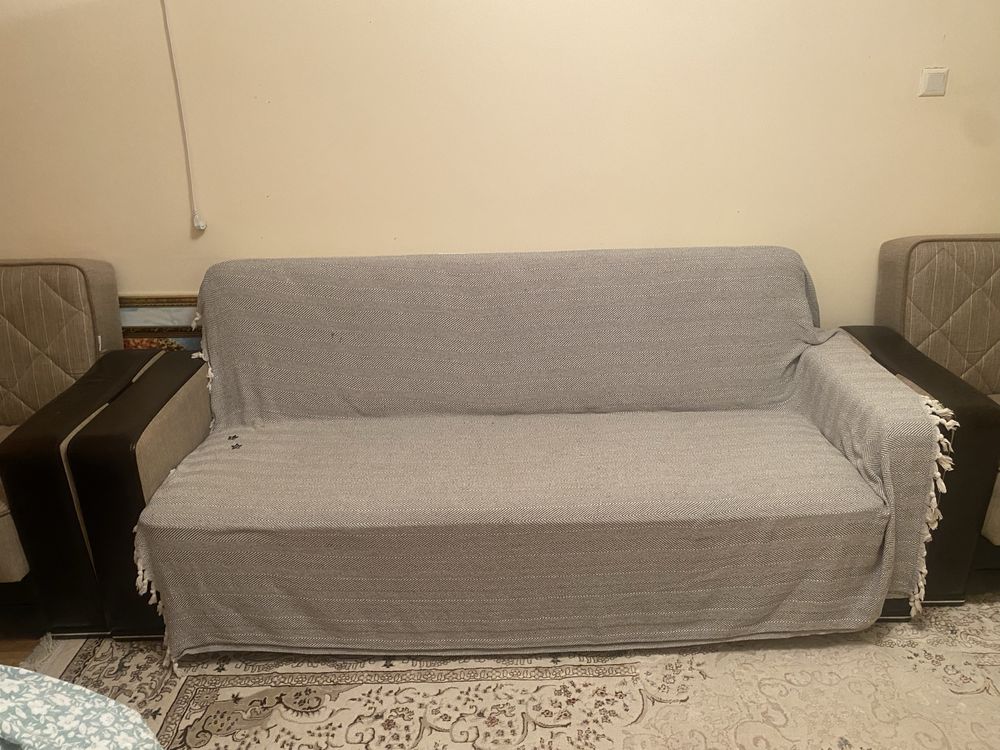 Продам диван дешево