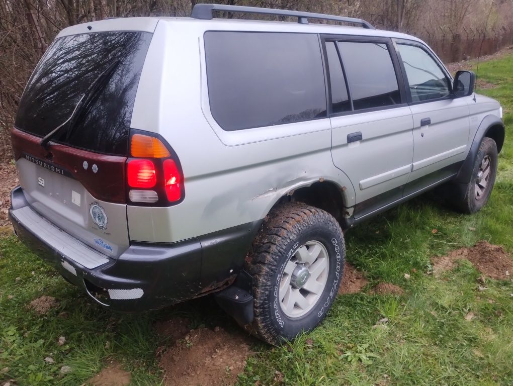 Mitsubishi pajero sport 3.5V6 177