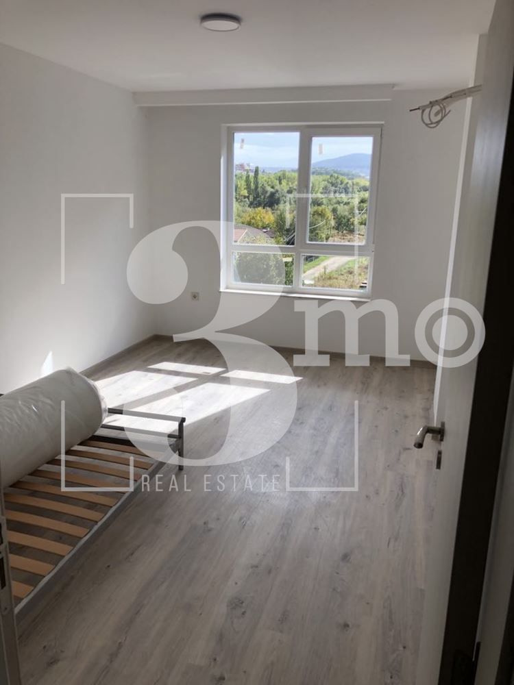 Дава се под наем Тристаен апартамент в София, Дървеница - 126 кв.м за 816 € - Снимка #4