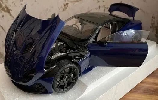 Aston Martin DBS Superleggera AUTOart M1:18 Сапфирено синьо.