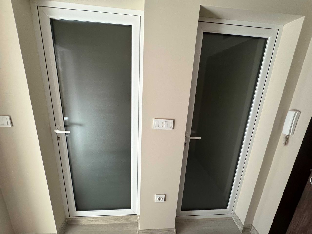 Продава се Двустаен апартамент в Търговище, Вароша - 66 кв.м за 1144 €/кв.м - Снимка #14