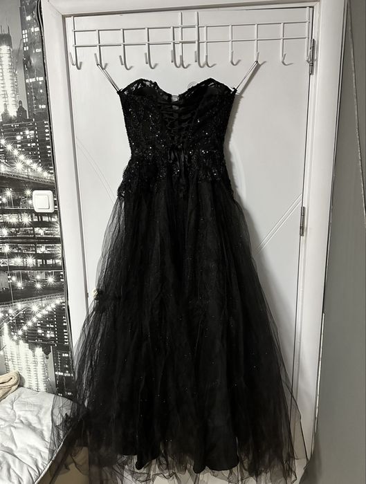 Дълга бална рокля