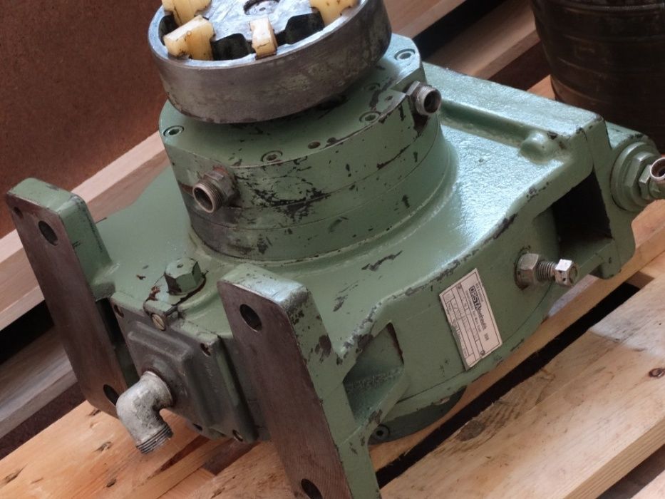 Хидравлична помпа ORSTA 100/120R TGL-1874