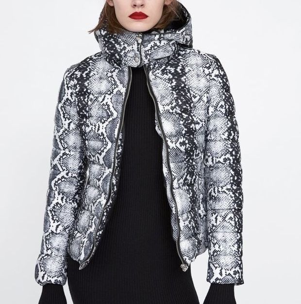 Яке Zara animal print , змийски принт размер XS -ЧИСТО НОВО