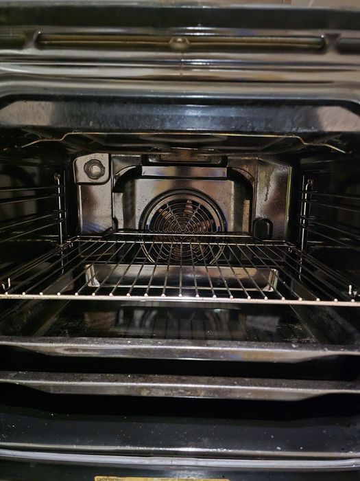 Фурна за вграждане Gorenuje