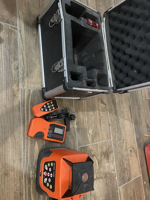 Laser rotativ rotary