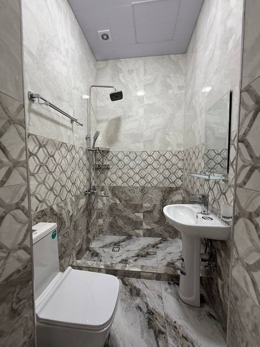 Новый 2-этажный дом 2 сотки, 5 комнат, 2 кухни, 4 санузла Заходи живи.