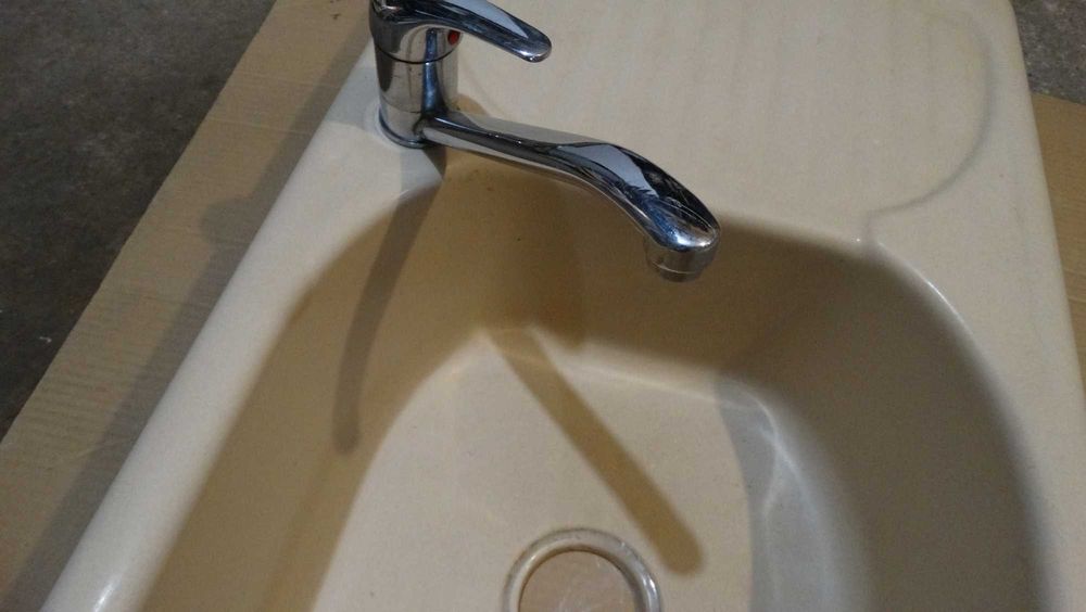 Мивка Фат 80 / 49 със смесител