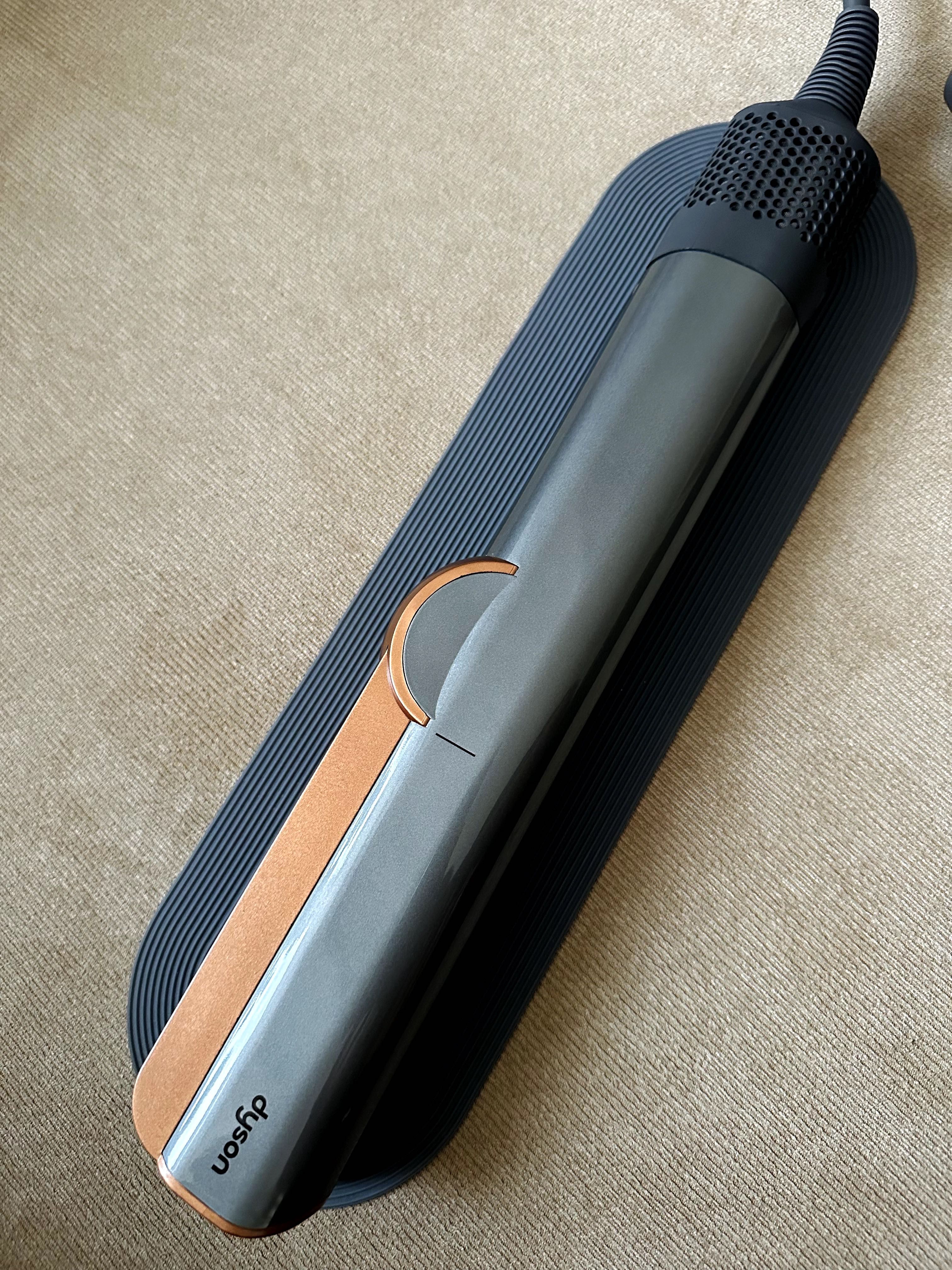 Преса за коса Dyson Airstrait