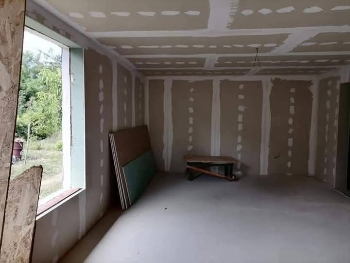 Casa pe structura metalica cu panou sandwich
