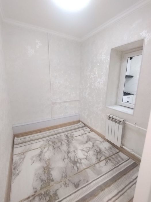 Чиланзар Г 9 а. Срочно Продается 2 х комнатная 2 х 6