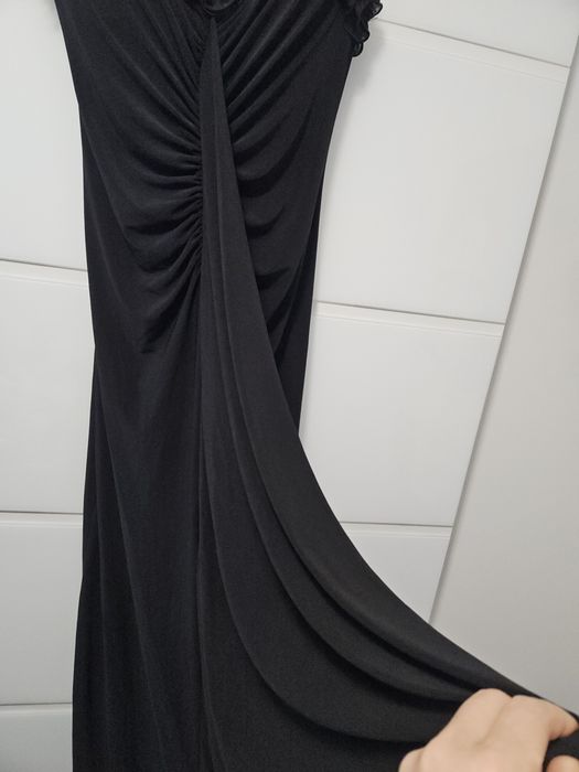 Rochie neagra eleganta