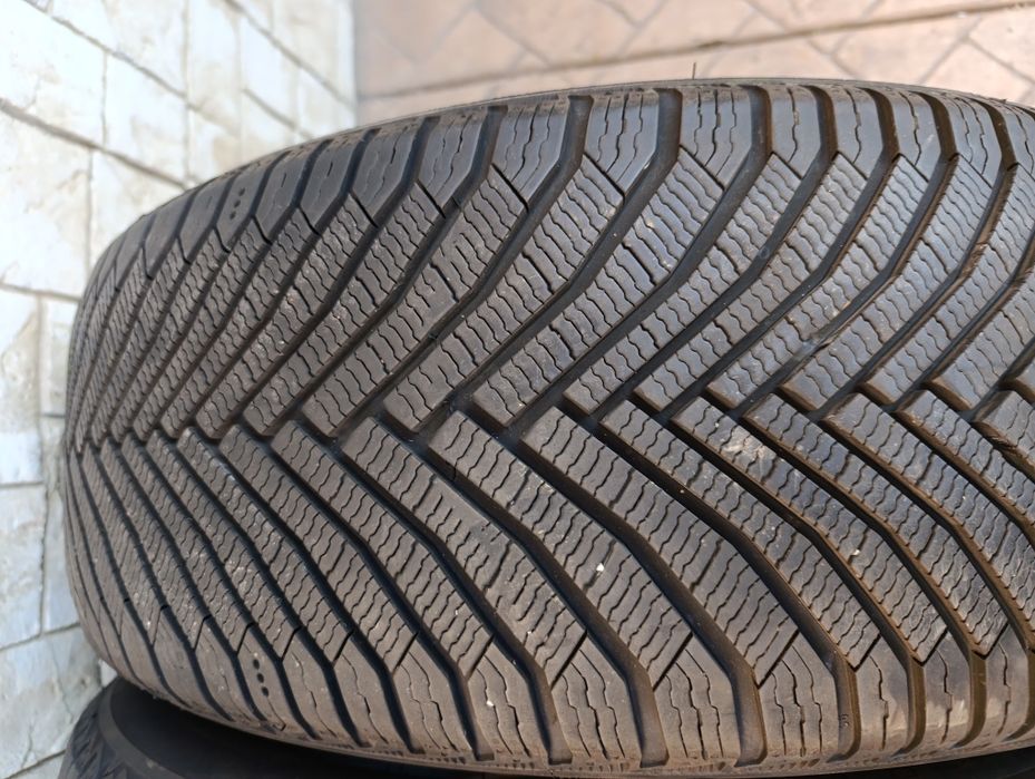 Зимни гуми Michelin 235/50/19 Alpin 7 dot 3624