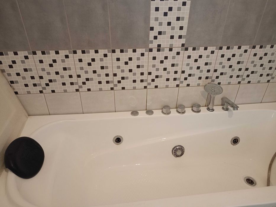 Вана хидромасажна