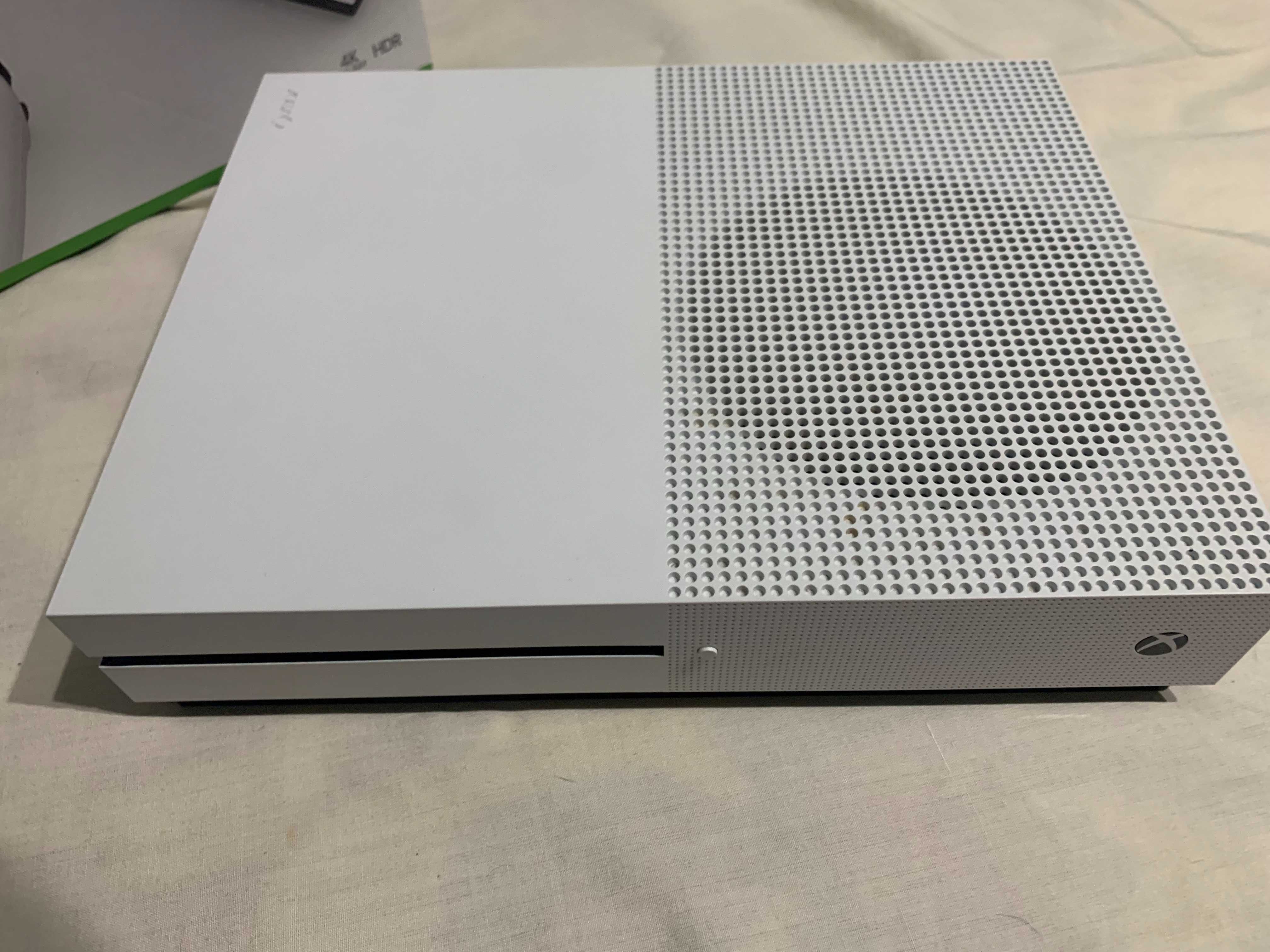 Xbox One S 1TB SSD