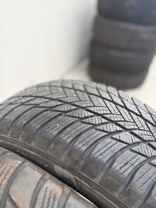 Bridgestone 225/55R18- Stare foarte buna, livrare rapida, garantie!