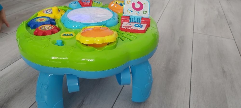 Masuta interactiva de activitati