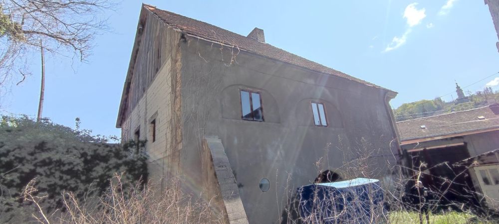 Casă istorică de vânzare-Oravița zonă ultracentrală