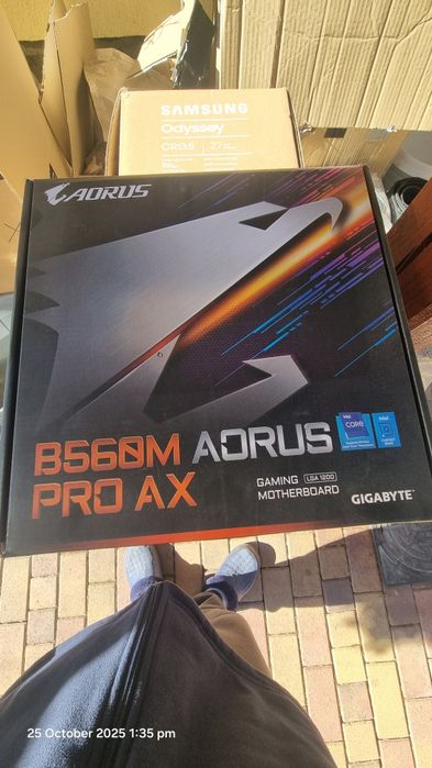 Placa de baza AORUS Gigabyte